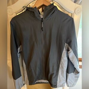 Mens Under Armour full zip jacket, Size Small Gray